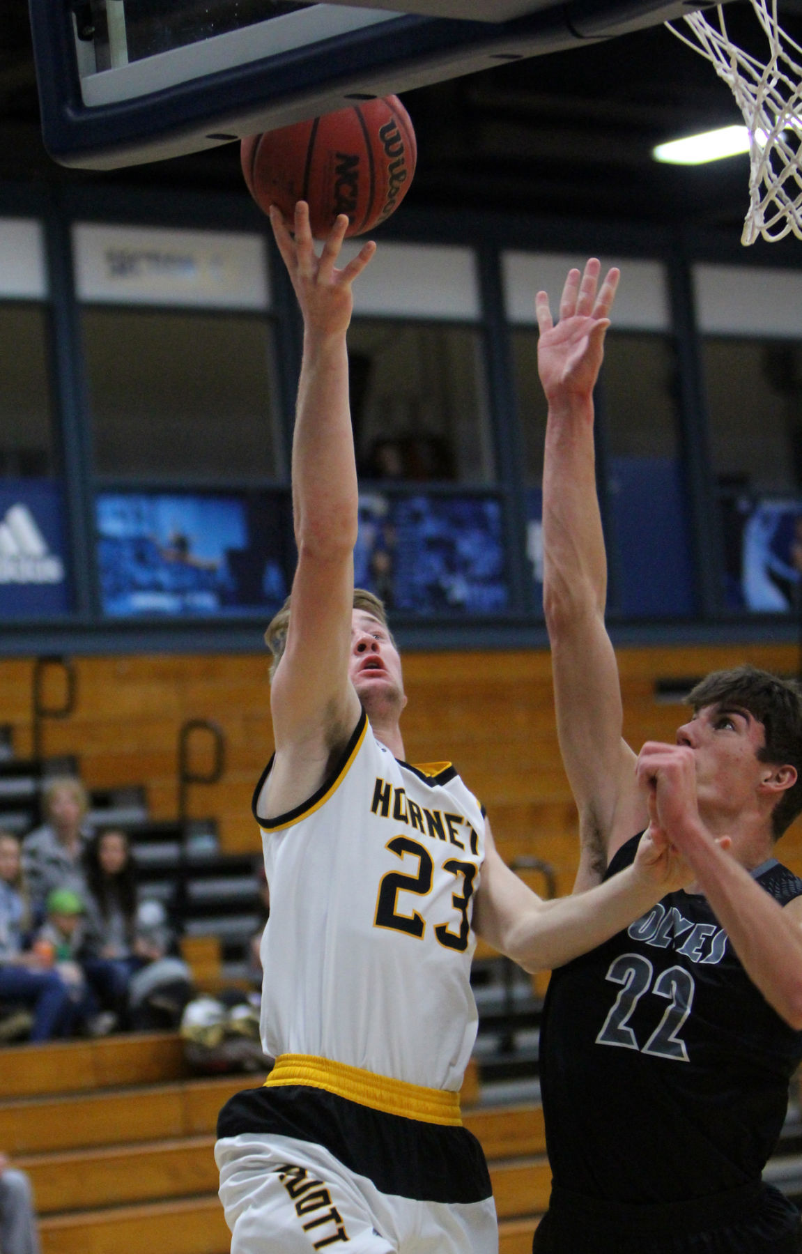 Cadott vs Elmwood/Plum City at UW-Stout 12-1-18